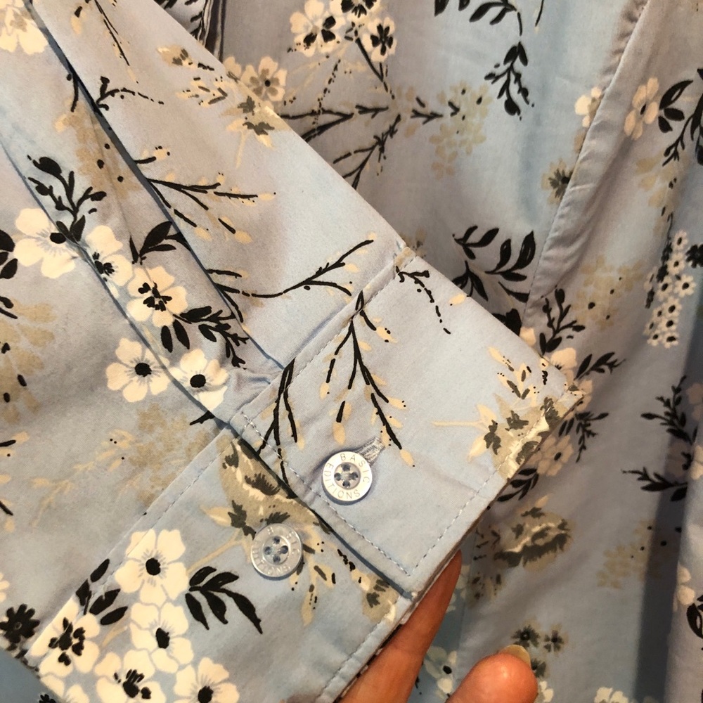 3/$10. Basic Editions L/S Blouse - Picture 5 of 7